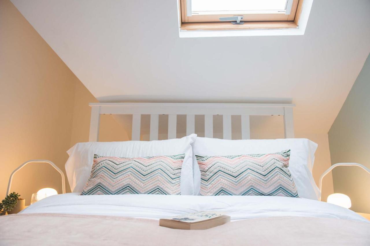 1 Bed Central Cardiff Loft Apartment Near Stadium Bagian luar foto