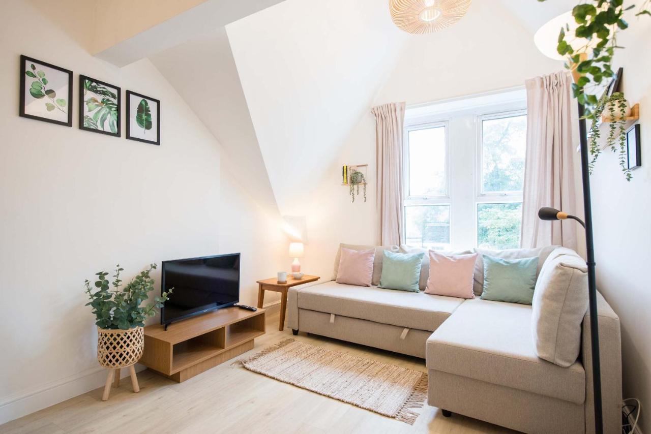 1 Bed Central Cardiff Loft Apartment Near Stadium Bagian luar foto